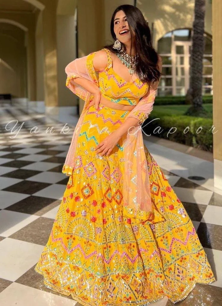 Best Selling Designer Zari Work Lahenga Choli